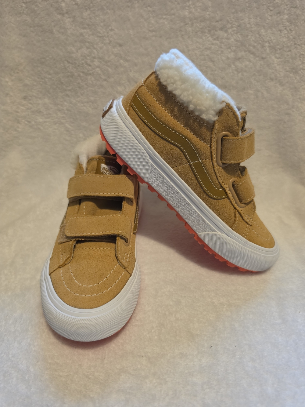 VANS Tan Suede Kids High-Top Sneakers with White Sherpa Trim